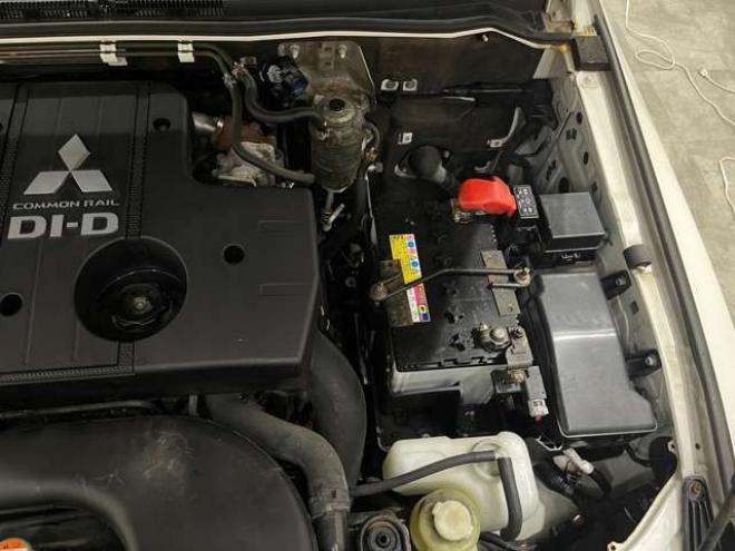 パジェロ3.2 ロング GR ディーゼルターボ 4WD　ナビ　フオグ　純正アルミ 3200