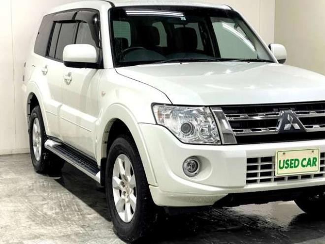パジェロ3.2 ロング GR ディーゼルターボ 4WD　ナビ　フオグ　純正アルミ 3200
