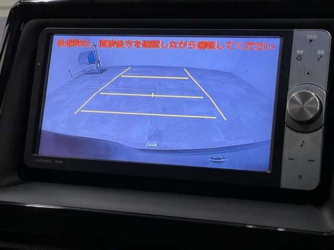 ヴォクシー2.0 X 4WD　電動スライドドア　HID　後席モニター 2000