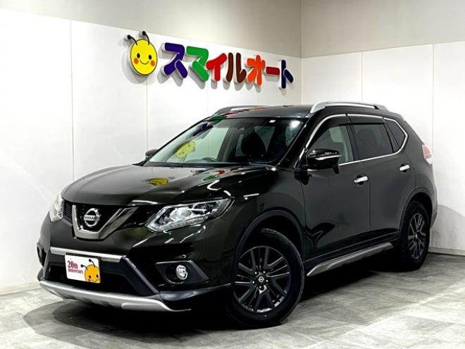 エクストレイル2.0 20X ブラック エクストリーマーX エマージェンシーブレーキ パッケージ 2列車 4WD　衝突軽減ブレーキ　クリアランスソナー 2000