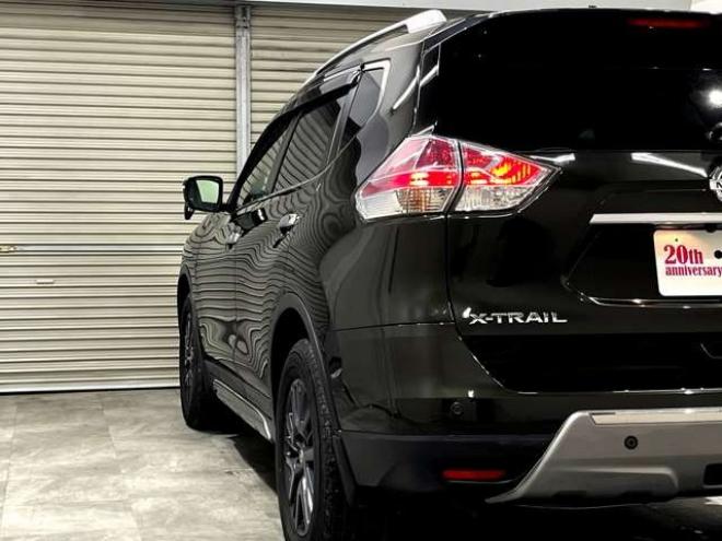 エクストレイル2.0 20X ブラック エクストリーマーX エマージェンシーブレーキ パッケージ 2列車 4WD　衝突軽減ブレーキ　クリアランスソナー 2000