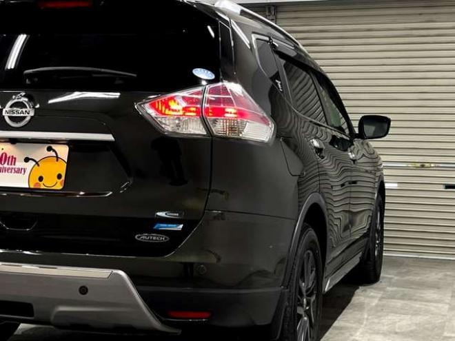 エクストレイル2.0 20X ブラック エクストリーマーX エマージェンシーブレーキ パッケージ 2列車 4WD　衝突軽減ブレーキ　クリアランスソナー 2000