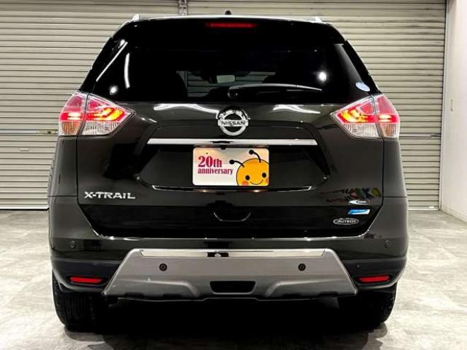 エクストレイル2.0 20X ブラック エクストリーマーX エマージェンシーブレーキ パッケージ 2列車 4WD　衝突軽減ブレーキ　クリアランスソナー 2000