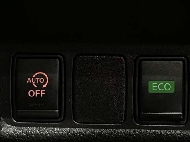 エクストレイル2.0 20X ブラック エクストリーマーX エマージェンシーブレーキ パッケージ 2列車 4WD　衝突軽減ブレーキ　クリアランスソナー 2000