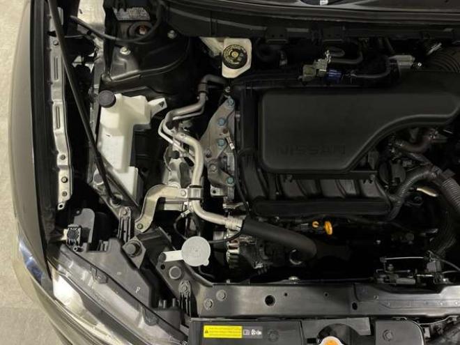 エクストレイル2.0 20X ブラック エクストリーマーX エマージェンシーブレーキ パッケージ 2列車 4WD　衝突軽減ブレーキ　クリアランスソナー 2000