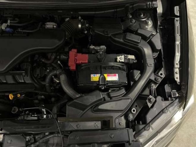 エクストレイル2.0 20X ブラック エクストリーマーX エマージェンシーブレーキ パッケージ 2列車 4WD　衝突軽減ブレーキ　クリアランスソナー 2000