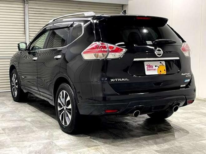 エクストレイル2.0 モード・プレミア ハイブリッド オーテック 30th アニバーサリー 4WD　衝突軽減ブレーキ　アラウンドビューモニタ 2000