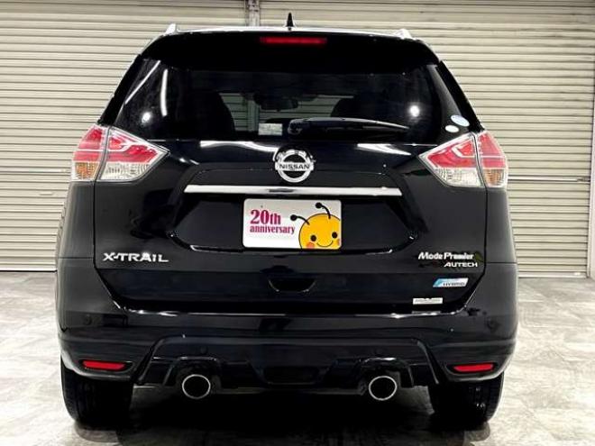 エクストレイル2.0 モード・プレミア ハイブリッド オーテック 30th アニバーサリー 4WD　衝突軽減ブレーキ　アラウンドビューモニタ 2000