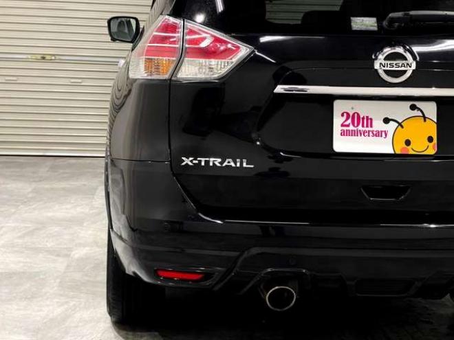 エクストレイル2.0 モード・プレミア ハイブリッド オーテック 30th アニバーサリー 4WD　衝突軽減ブレーキ　アラウンドビューモニタ 2000