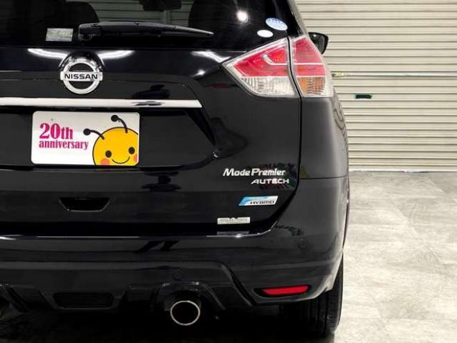 エクストレイル2.0 モード・プレミア ハイブリッド オーテック 30th アニバーサリー 4WD　衝突軽減ブレーキ　アラウンドビューモニタ 2000