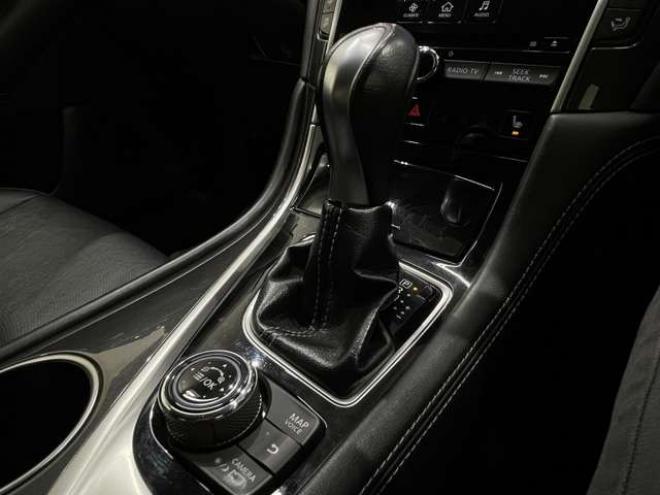 スカイライン3.5 350GT FOUR ハイブリッド タイプP　ブレーキサポート　皮シート　クルコン 4WD 3500