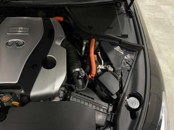 スカイライン3.5 350GT FOUR ハイブリッド タイプP　ブレーキサポート　皮シート　クルコン 4WD 3500