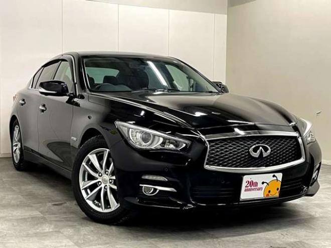 スカイライン3.5 350GT FOUR ハイブリッド タイプP　ブレーキサポート　皮シート　クルコン 4WD 3500