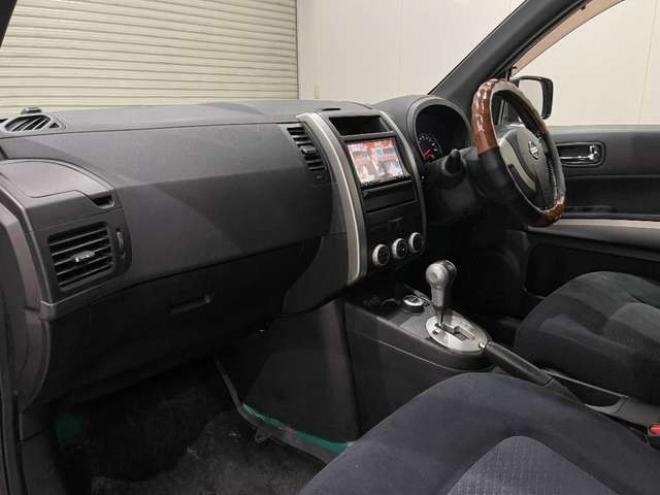 エクストレイル2.0 20GT ディーゼルターボ 4WD　ナビTV　ブルートゥース　クルコン 2000
