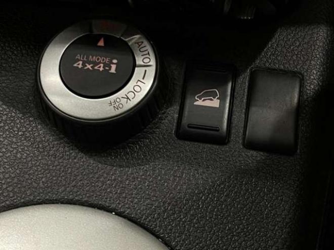 エクストレイル2.0 20GT ディーゼルターボ 4WD　ナビTV　ブルートゥース　クルコン 2000