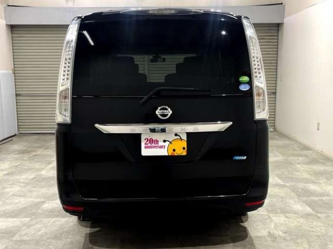 セレナ2.0 20X 4WD　ブレーキサポート　フリップダウンモニター 2000