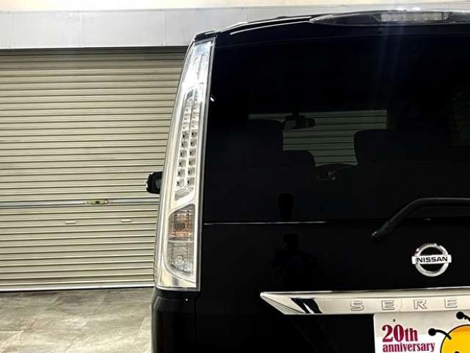 セレナ2.0 20X 4WD　ブレーキサポート　フリップダウンモニター 2000