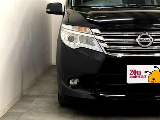 セレナ2.0 20X 4WD　ブレーキサポート　フリップダウンモニター 2000
