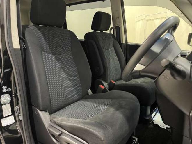 セレナ2.0 20X 4WD　ブレーキサポート　フリップダウンモニター 2000