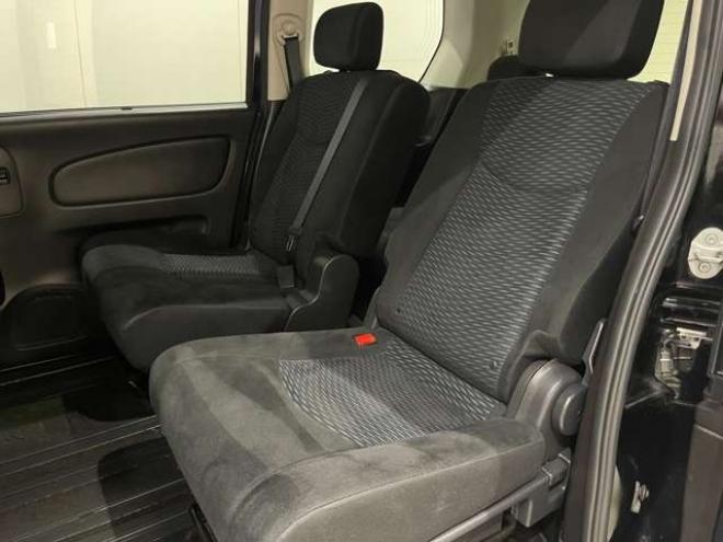 セレナ2.0 20X 4WD　ブレーキサポート　フリップダウンモニター 2000