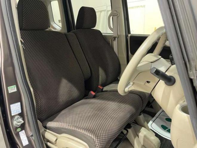 N-BOXG Lパッケージ 4WD　電動スライドドア　バックカメラ　TV 660