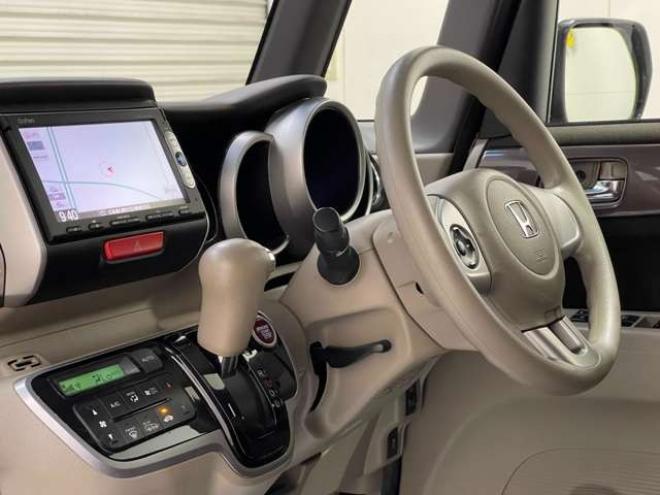 N-BOXG Lパッケージ 4WD　電動スライドドア　バックカメラ　TV 660