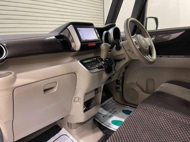 N-BOXG Lパッケージ 4WD　電動スライドドア　バックカメラ　TV 660