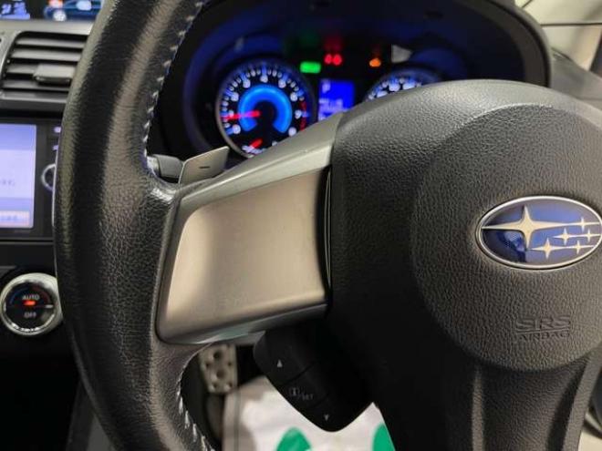 インプレッサXVハイブリッド 2.0i-L アイサイト 4WD　ナビ　フルセグ　Bluetooth　バックカメラ 2000