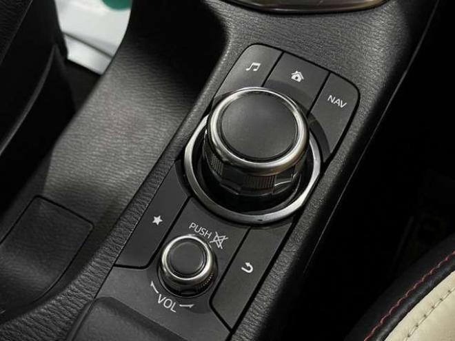 デミオ1.5 XD ツーリング Lパッケージ ディーゼルターボ 4WD　ナビTV　バックカメラ　Bluetooth接続 1500