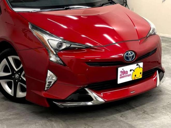 プリウス1.8 S ツーリングセレクション E-Four 4WD　セーフテイーセンス　ブレーキサポート 1800