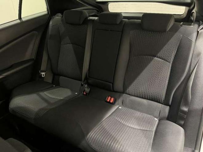 プリウス1.8 A E-Four 4WD　ブレーキサポート　Bluetooth バックカメラ 1800