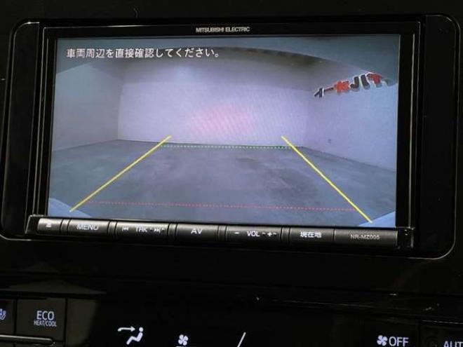 プリウス1.8 A E-Four 4WD　ブレーキサポート　Bluetooth バックカメラ 1800