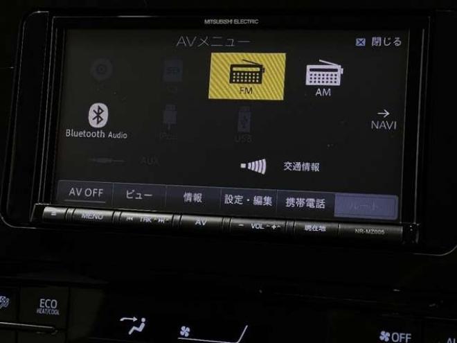 プリウス1.8 A E-Four 4WD　ブレーキサポート　Bluetooth バックカメラ 1800