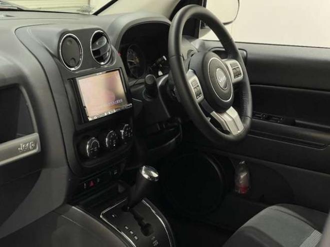 コンパススポーツ 4x4　HDDナビ　フルセグ　クルコン　ETC 4WD 2400