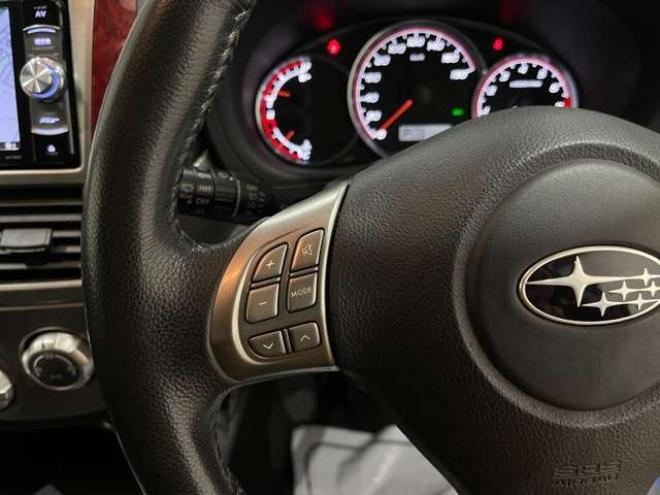 フォレスター2.0 XS 4WD　クルコン　Bモニタ　SDナビ+TV  HID 2000