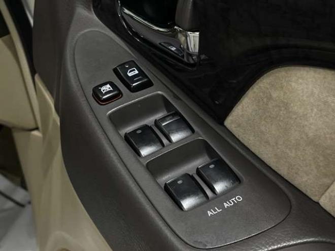 アルファードハイブリッド2.4 4WD　両側電動スライドドア　社外アルミ　HID 2400