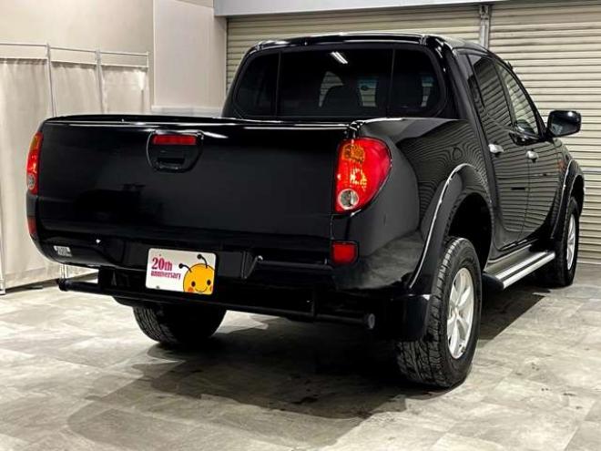 トライトン3.5 4WD　HDDナビ　DVDビデオ　ETC 3500