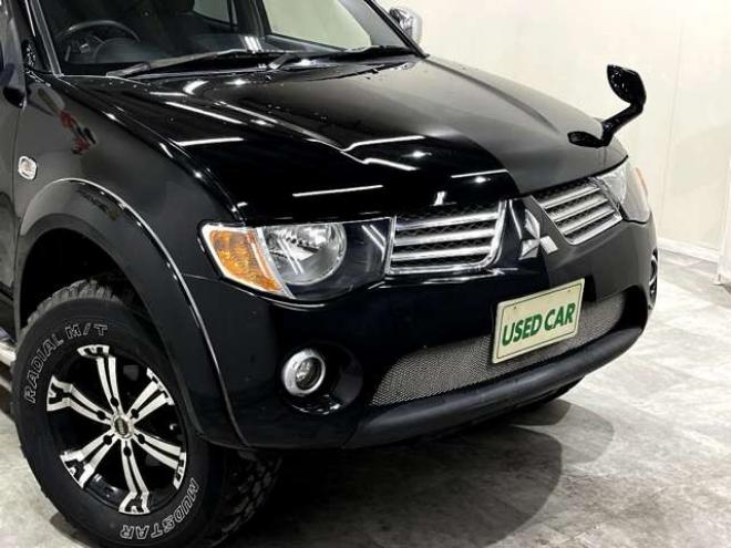 トライトン3.5 4WD　ナビ　フルセグ　バックカメラ　ETC 3500