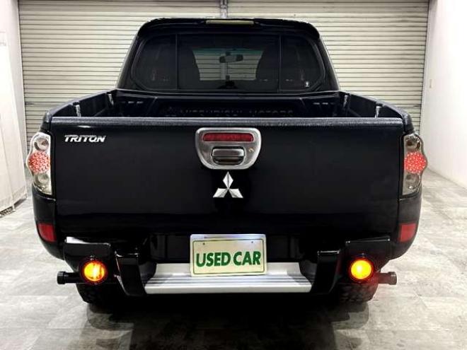 トライトン3.5 4WD　ナビ　フルセグ　バックカメラ　ETC 3500
