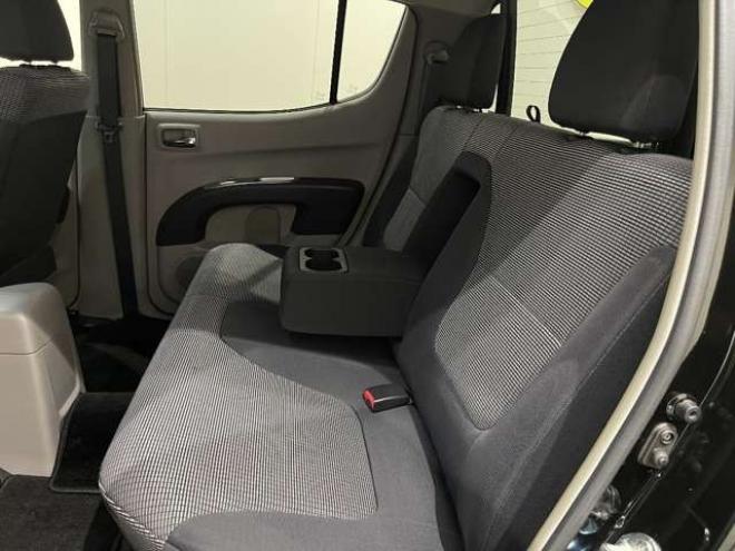 トライトン3.5 4WD　ナビ　フルセグ　バックカメラ　ETC 3500