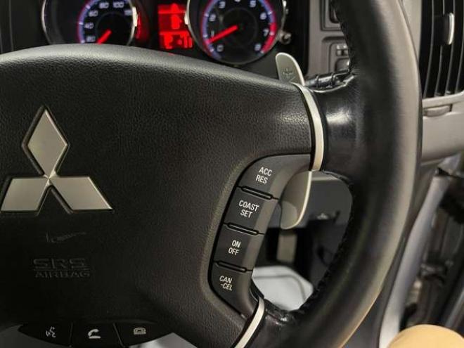 デリカD：5 2.4 シャモニー 4WD　ナビ　フリップダウンモニタ　電動スライド 2400