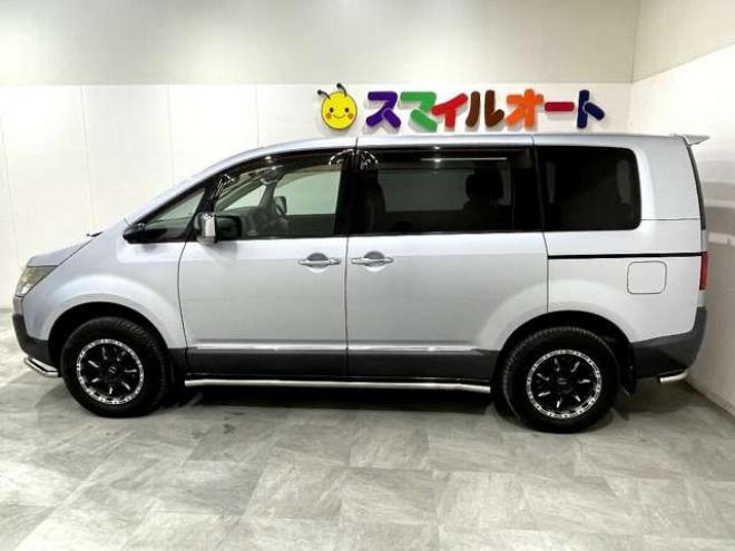デリカD：5 2.4 シャモニー 4WD　ナビ　フリップダウンモニタ　電動スライド 2400