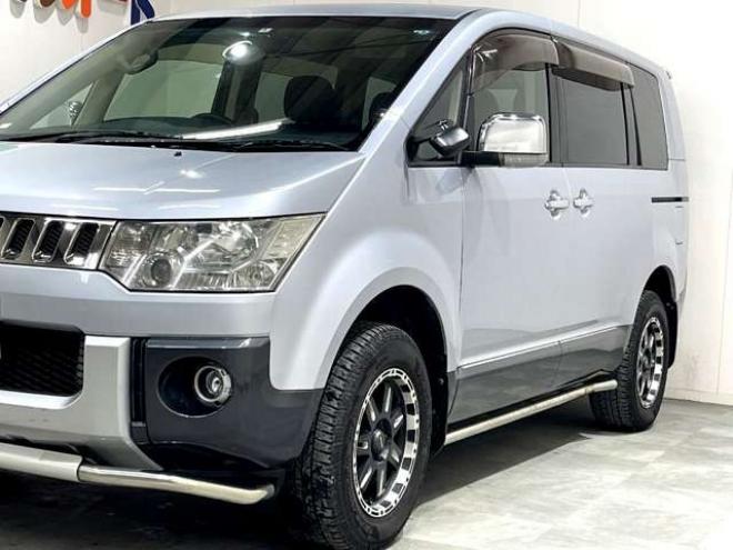 デリカD：5 2.4 シャモニー 4WD　ナビ　フリップダウンモニタ　電動スライド 2400
