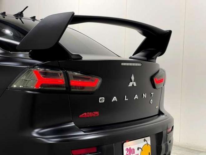 ギャランフォルティス 2.0 ラリーアート 4WD　マッドブラック　ラリアートマフラー 2000