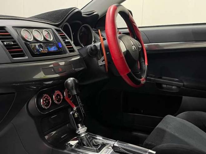 ギャランフォルティス 2.0 ラリーアート 4WD　マッドブラック　ラリアートマフラー 2000