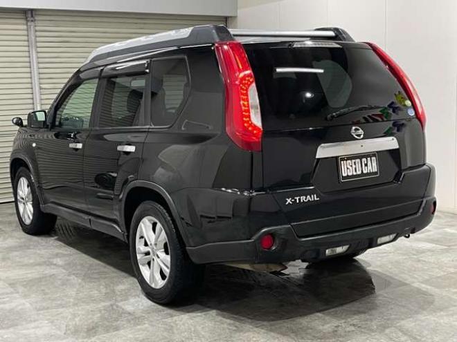 エクストレイル2.0 20X 4WD　ハイパールーフレール　ナビ　バックカメラ 2000