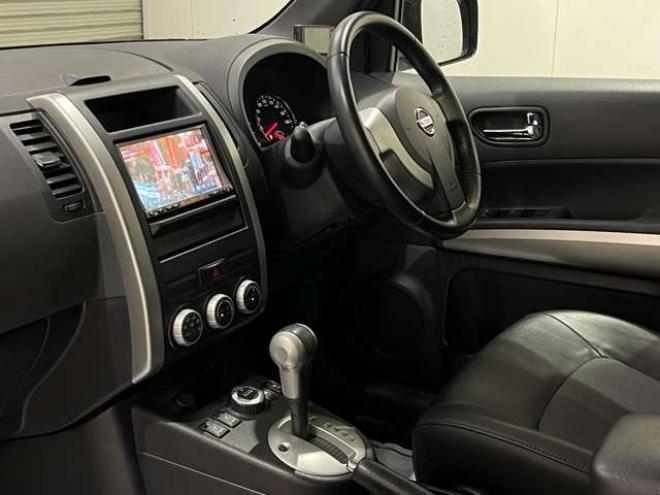 エクストレイル2.0 20X 4WD　ハイパールーフレール　ナビ　バックカメラ 2000