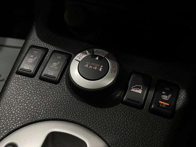 エクストレイル2.0 20X 4WD　ハイパールーフレール　ナビ　バックカメラ 2000