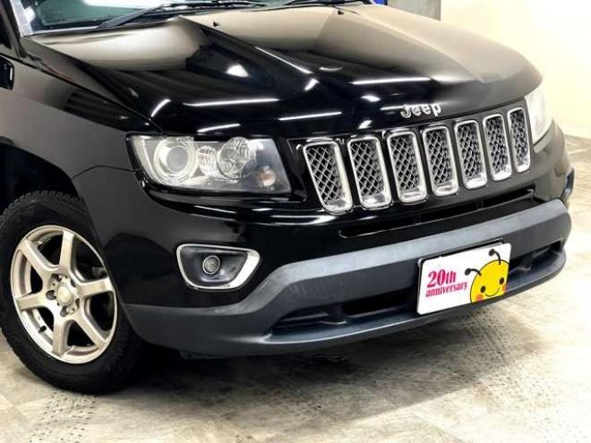 コンパスリミテッド 4WD　ナビ　フルセグ　クルコン　バックカメラ 2400
