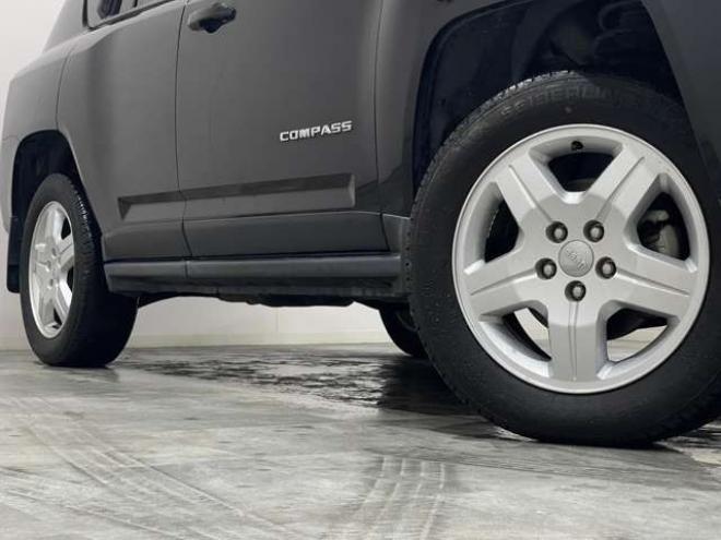 コンパスノース 4WD　ワンオーナー　クルコン　バックカメラ 正規輸入車 2400